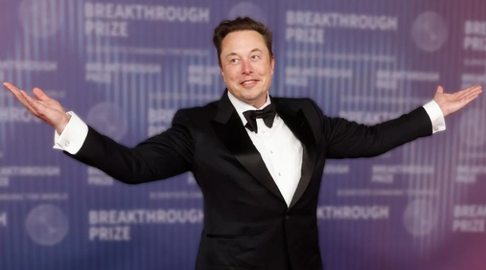 Elon Musk’s Net Worth Hits $677 Billion: How SpaceX Fueled a $200 Billion Surge